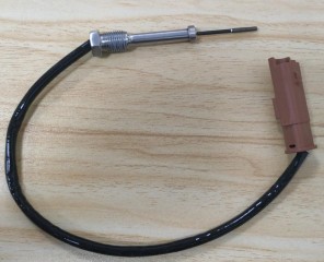 排温传感器适用于雪铁龙9665090280
